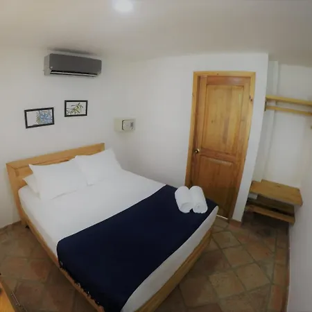 One Day Hostel *